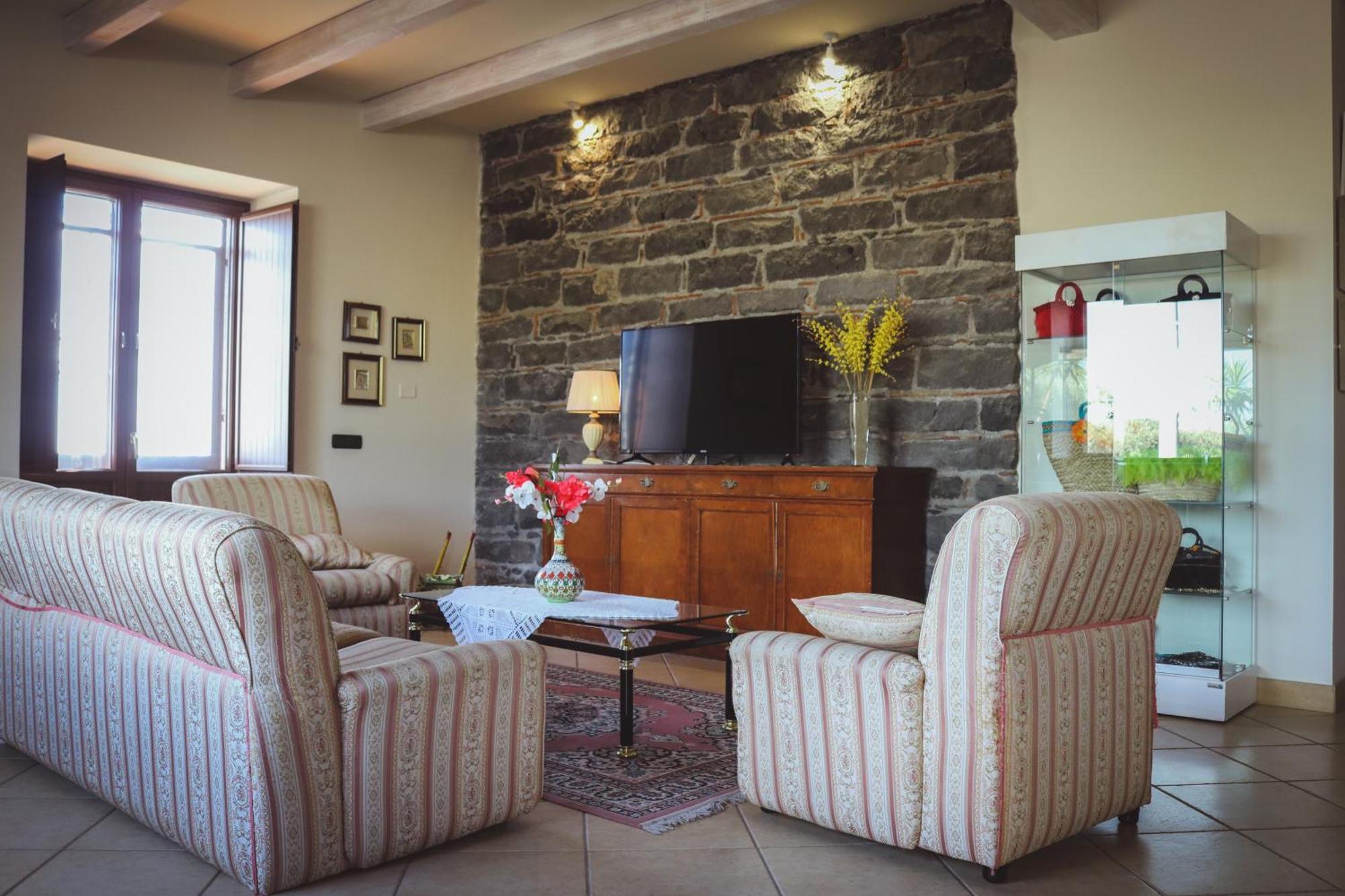 Ranch Simeto Hotell Paterno  Exteriör bild