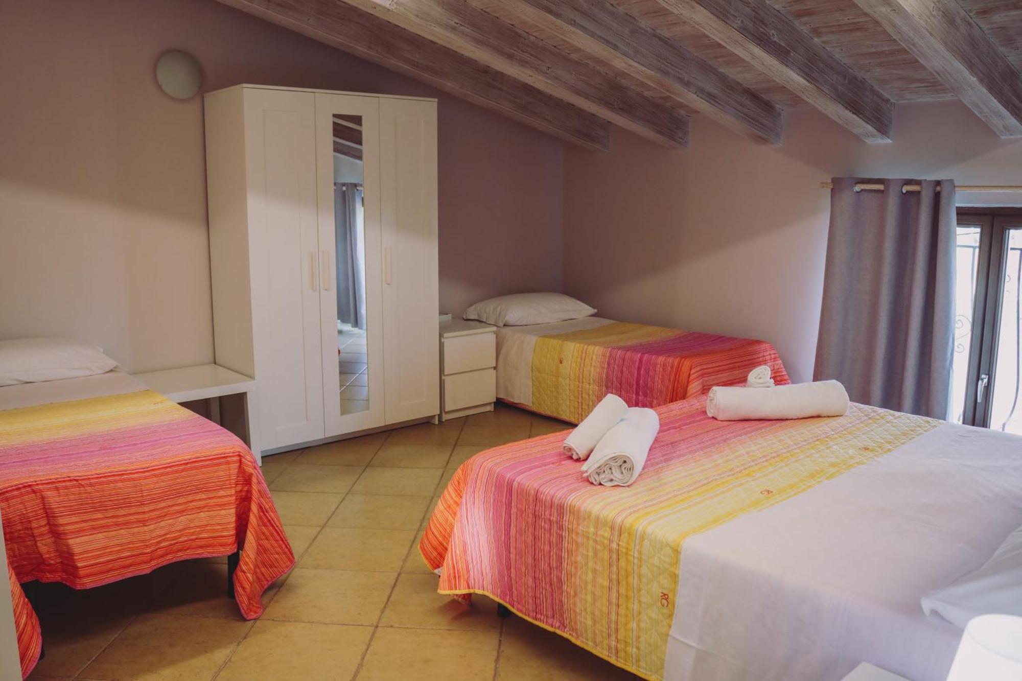 Ranch Simeto Hotell Paterno  Exteriör bild